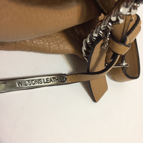 Wilson’s Leather Hobo Crossbody Leather Bag. - Picture 6 of 7